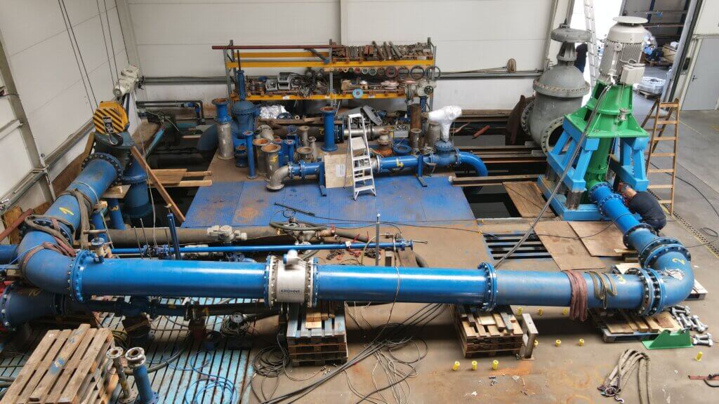 Hydraulická zkušebna RENETRA